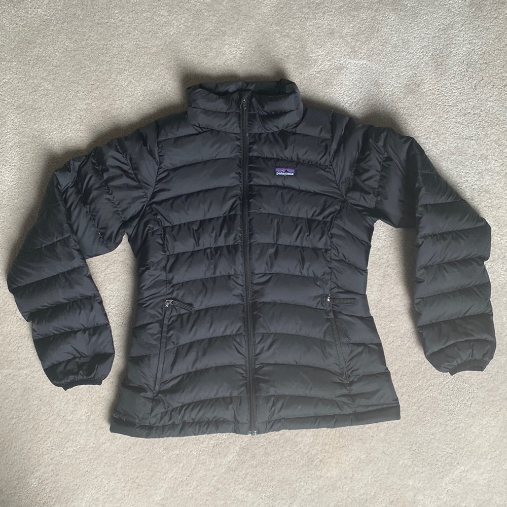 Patagonia girls L down puffer jacket black